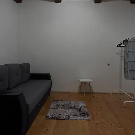 Hillside 斯拉夫西克