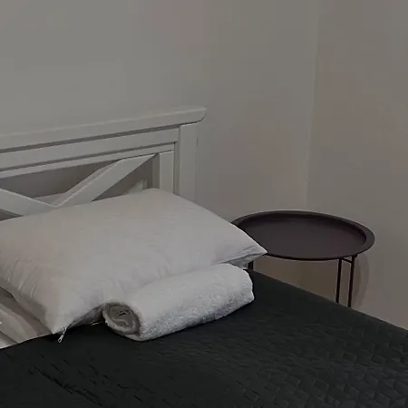 Hillside 山林小屋