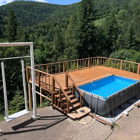 Hillside 山林小屋 斯拉夫西克