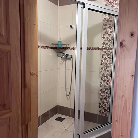 Hillside * 斯拉夫西克